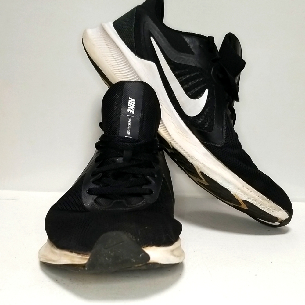 Nike Downshifter Men's Black White Anthracite Running Size 11.5 Shoe CI9981 004-